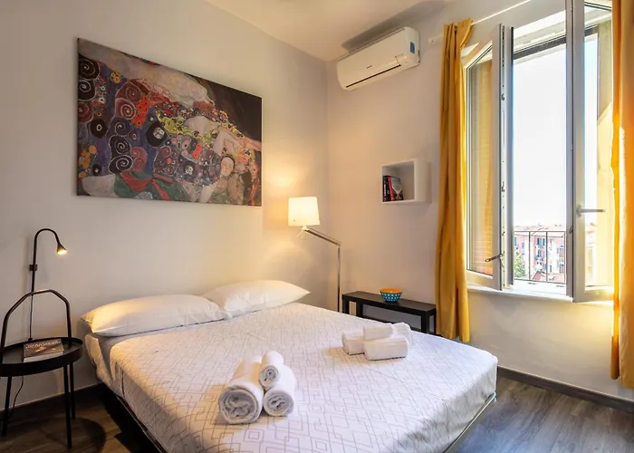Luna Homes - In Farini Apartamento